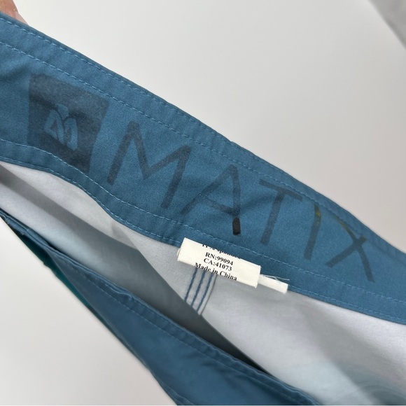 Matrix Men's Blue Red Striped Drawstring Pocketed Colorblocked Swim Trunks - Picture 3 of 10